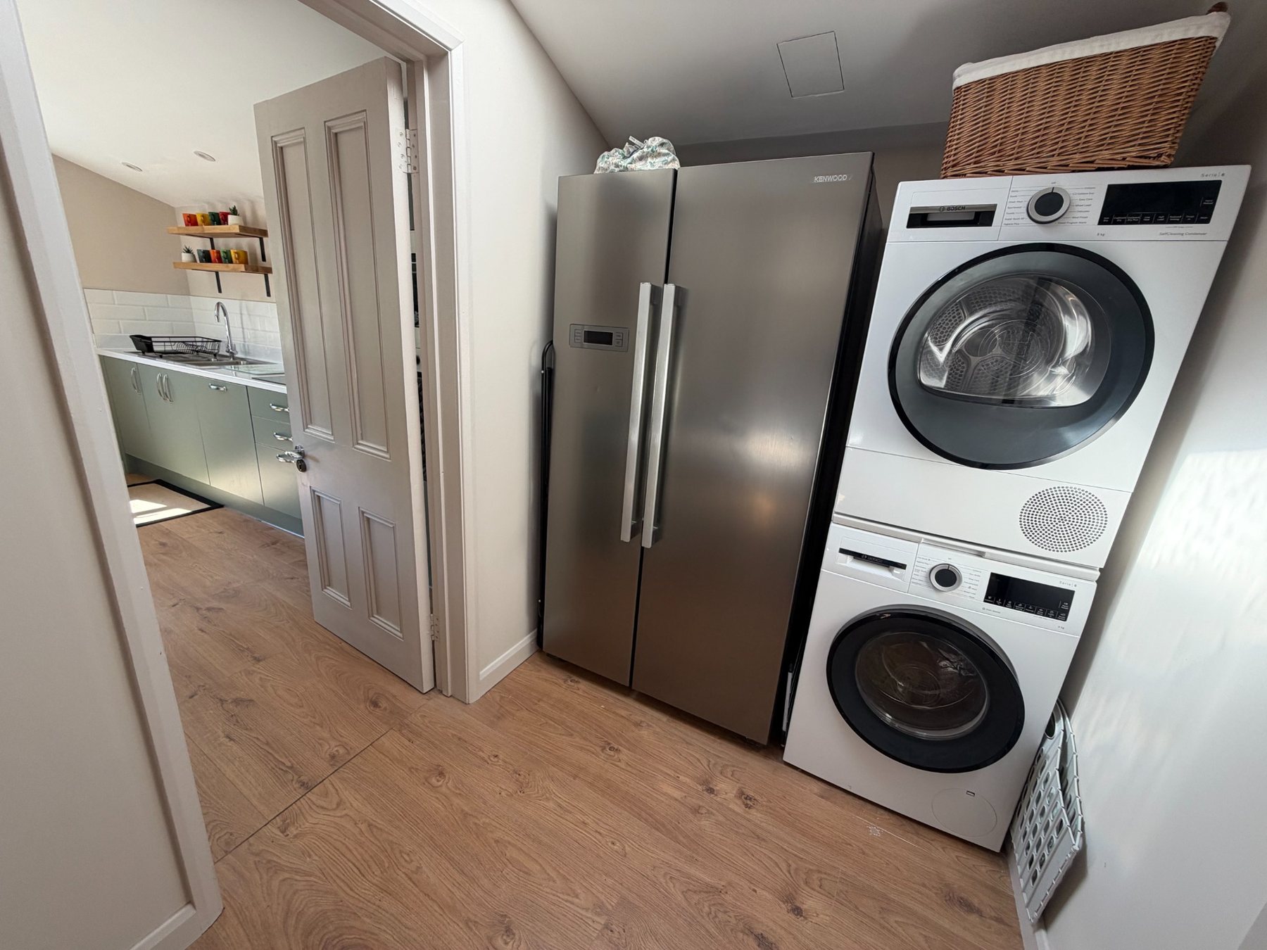 Bosch washing machine and tumble dryer in the utility area at Gulliver's Rest